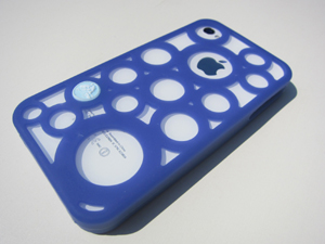 crocs chameleons adrina iPhone4 case
クロックス カメレオンズ アドリナ iPhone4ケースをiPhone4ホワイトにつけてみた(屋外)